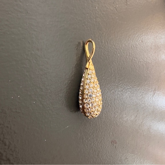 Swarovski Signed Gold Tone Teardrop Pendant Crystals Vintage Necklace Charm - Picture 6 of 13